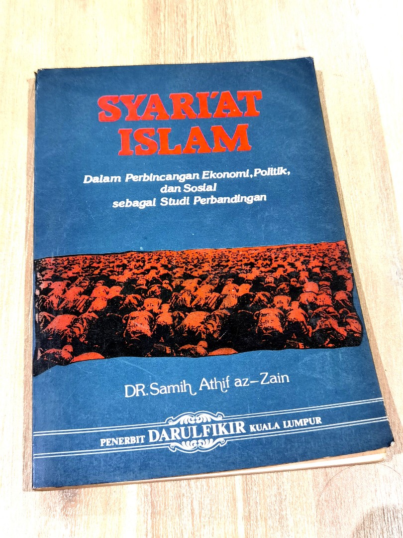 Syari'at Islam : dalam perbincangan ekonomi, politik dan sosial sebagai studi perbandingan